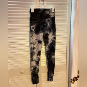 Cheryl Kids Creations Black & White Tie Dye Leggings